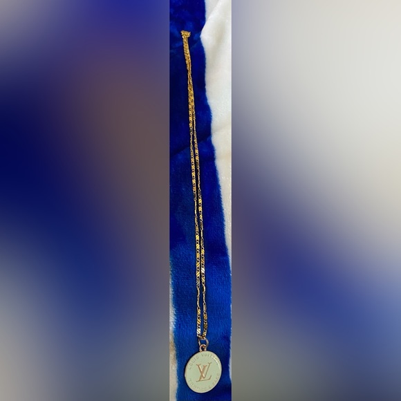 Repurposed Off White Cream & Gold Louis Vuitton
Charm & Unbranded Necklace - Picture 2 of 2